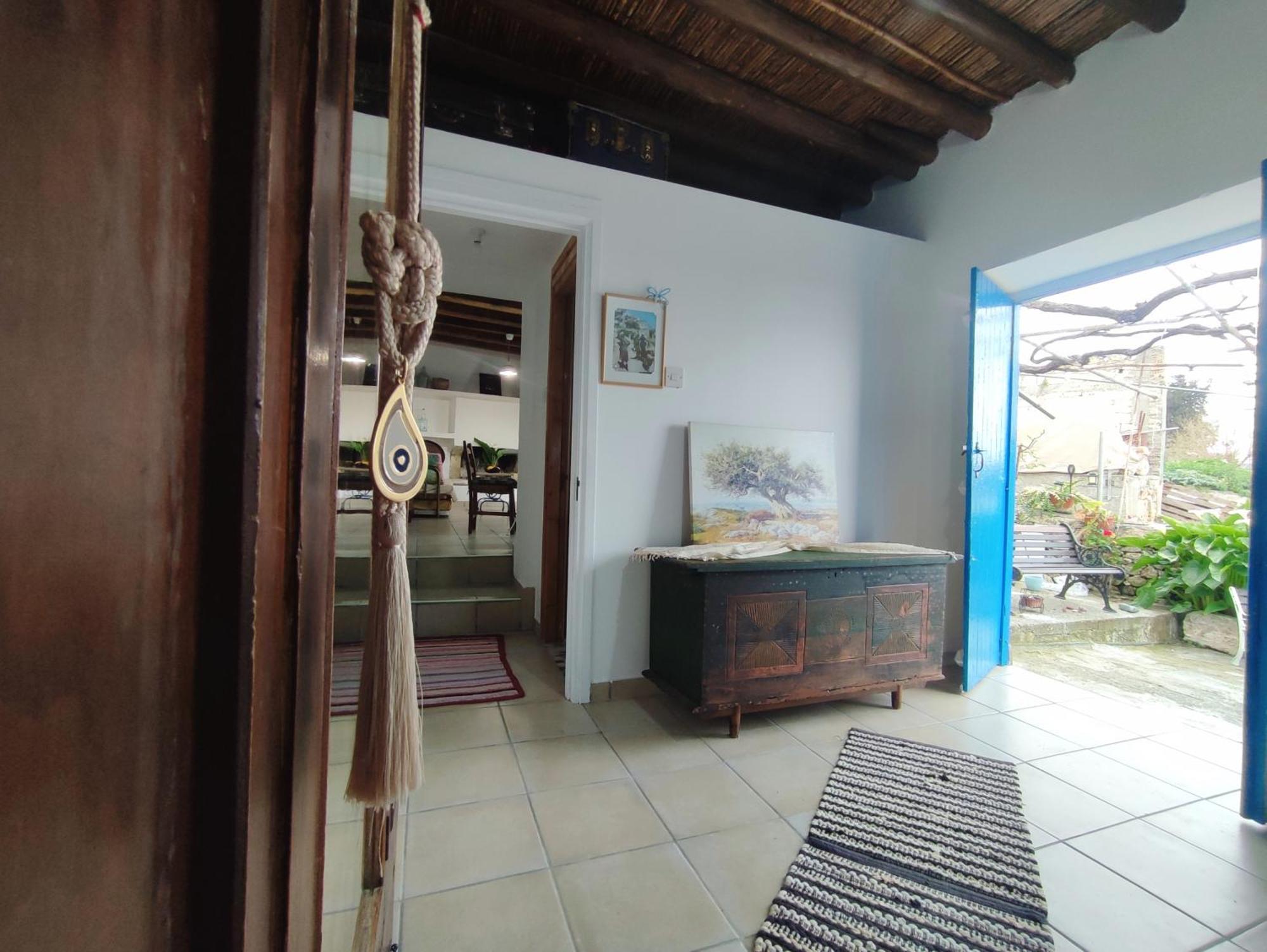 Faith'S Stone House Guest House Simou Luaran gambar